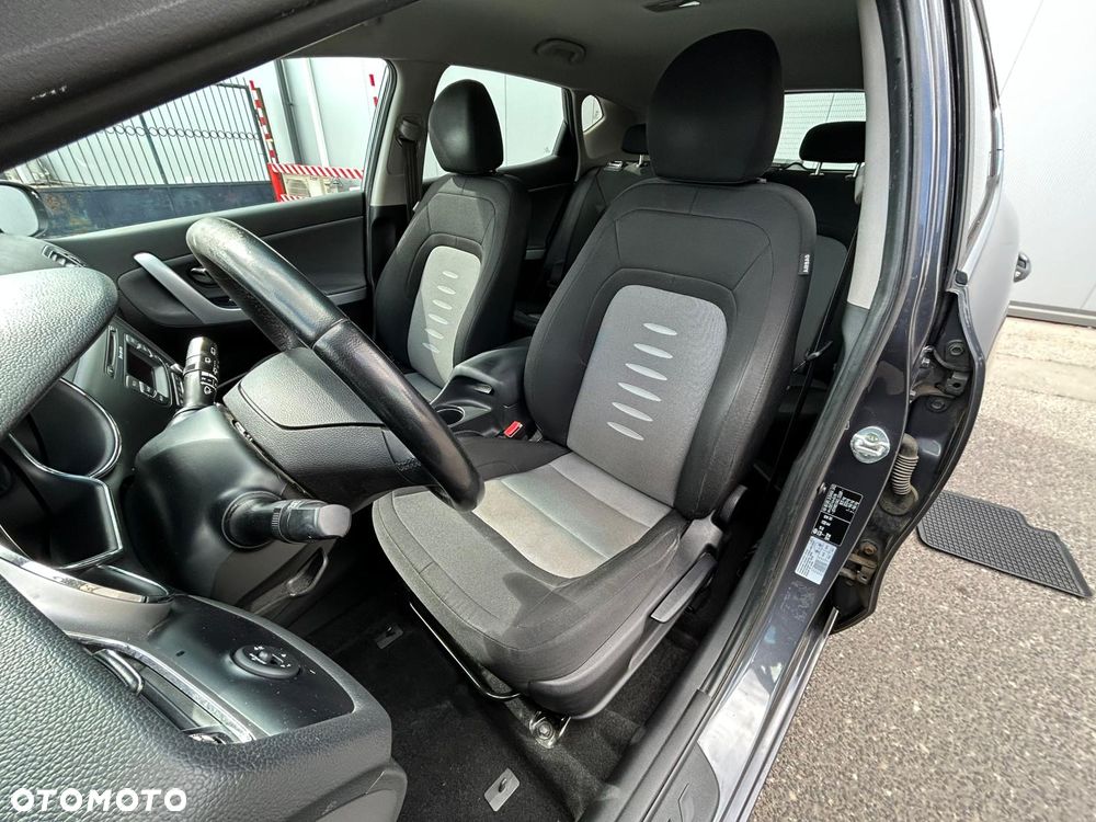 Kia Ceed 1.4 CVVT Vision - 18