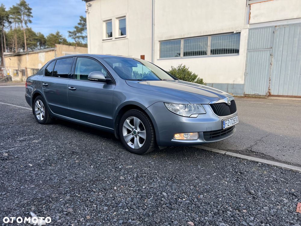 Skoda Superb 1.8 TSI Elegance DSG - 4