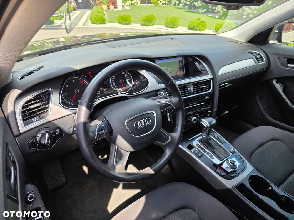 Audi A4 Limousine 2.0 TDI DPF clean diesel multitronic Ambition - 17