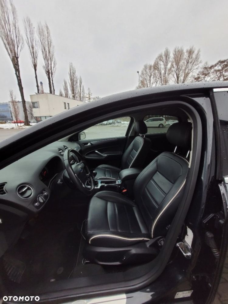 Ford Mondeo 2.0 TDCi Titanium S - 13