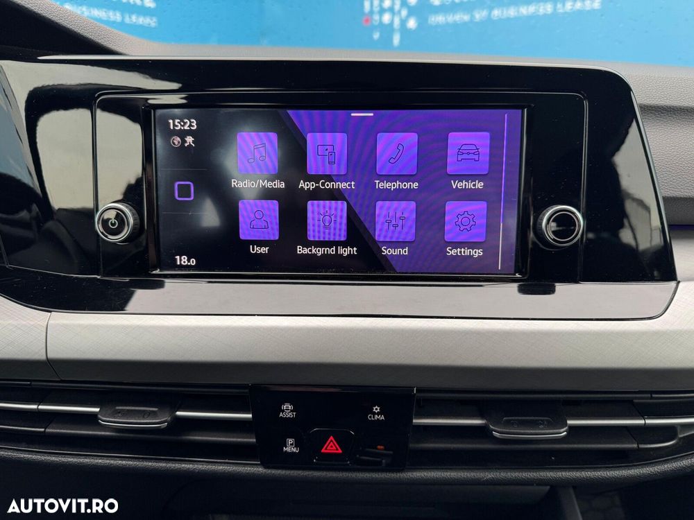Volkswagen Golf - 10