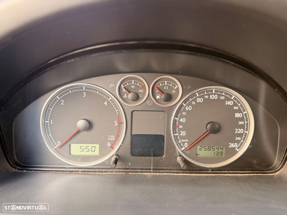 VW Sharan 1.9 TDI Comfortline Family - 15