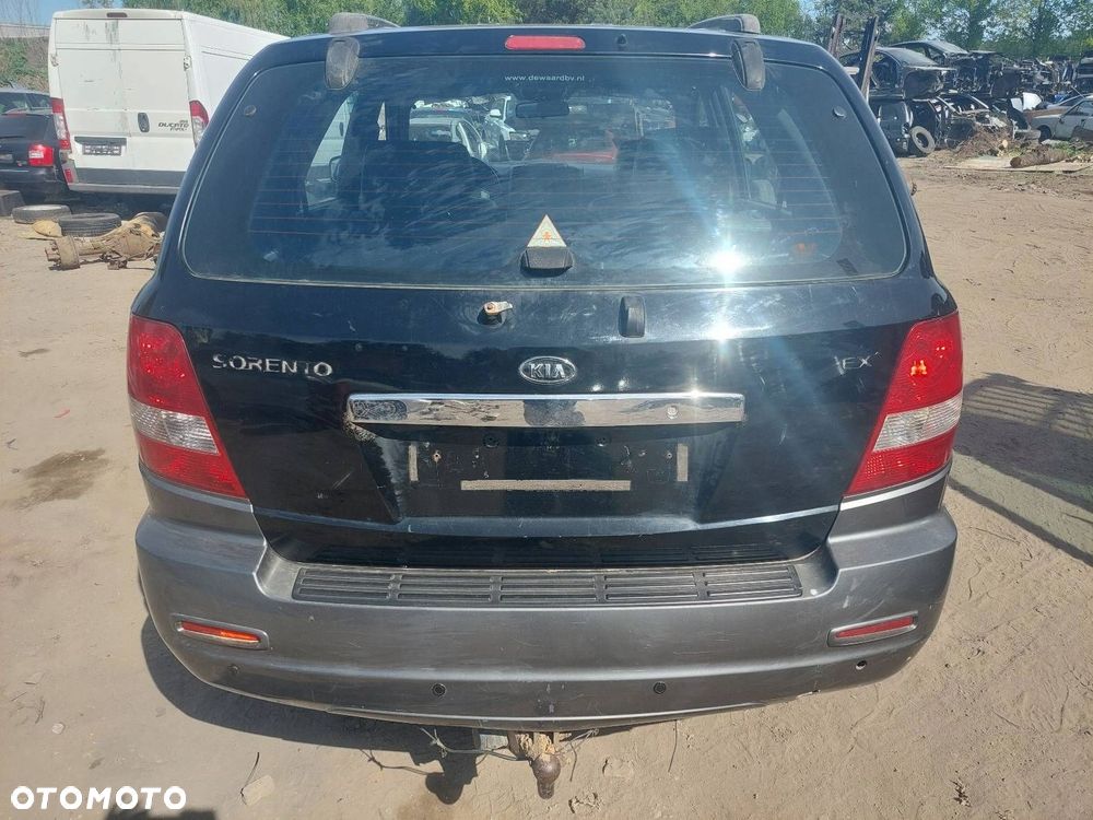 KOMPLETNY TYŁ KIA SORENTO I YC KLAPA ZDERZAK TYŁ LAMPA TYŁ LEWA PRAWA - 23