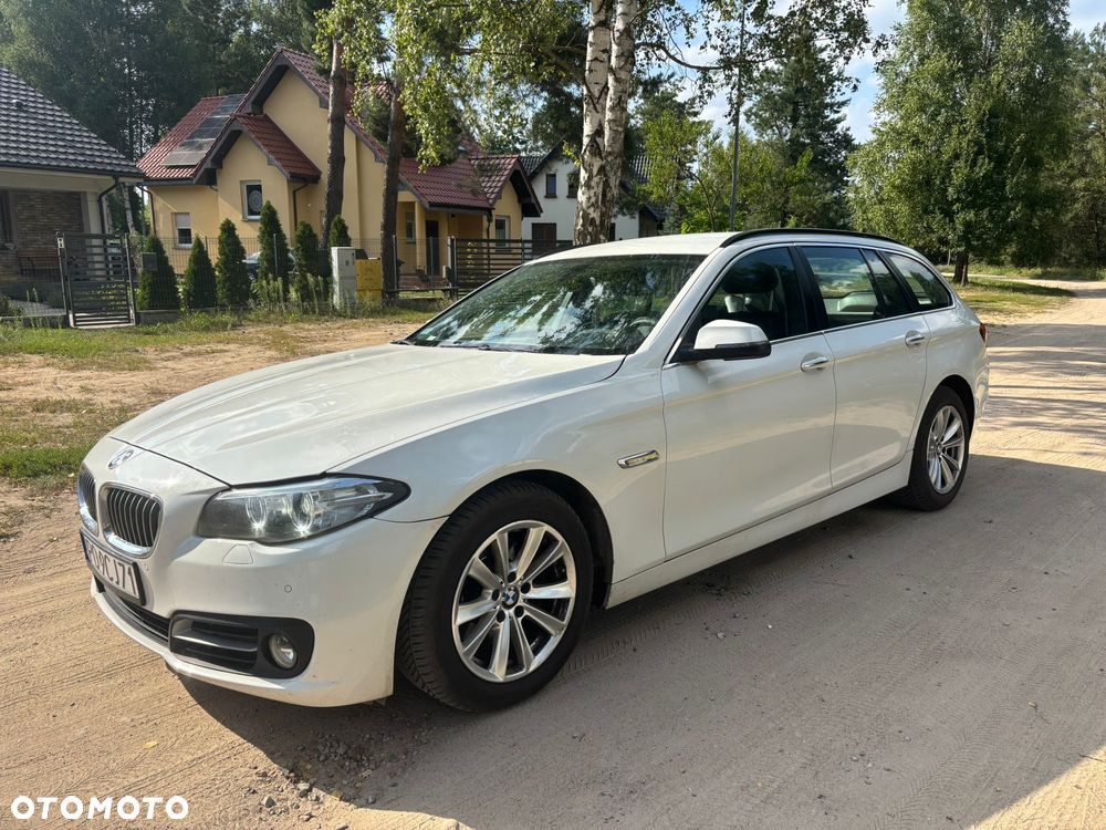 BMW Seria 5 ver-518d-luxury-line - 3