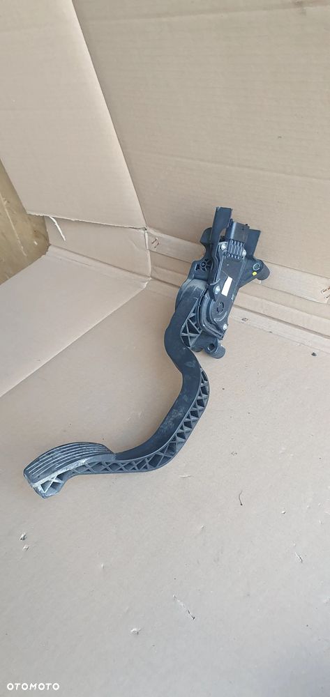 Pedał gazu potencjometr Fiat Doblo I Lift 1.3 Multijet 517831680 - 3
