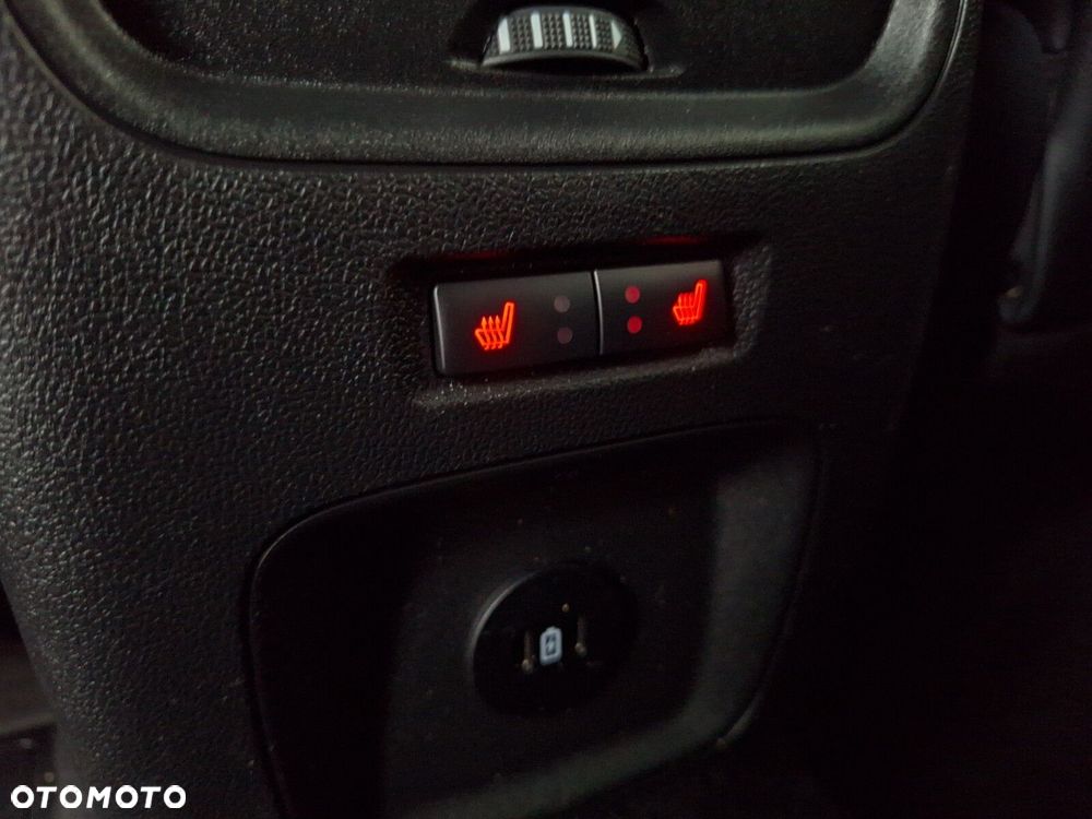 Ford Kuga 2.5 FHEV FWD ST-Line X - 31