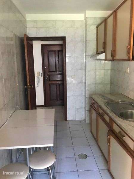Apartamento T1 Rua de Diu / Junto à circunvalação e VCI (Porto) - Grande imagem: 3/11