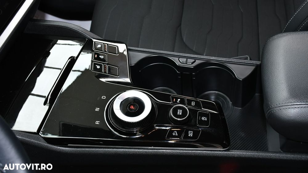 Kia Sportage ver-1-6-t--gdi-mhev-7dct-hp-4x2-style - 11