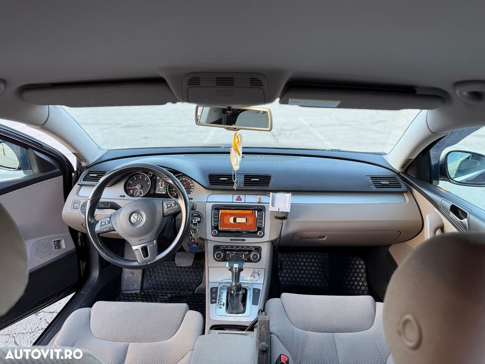 Volkswagen Passat - 5