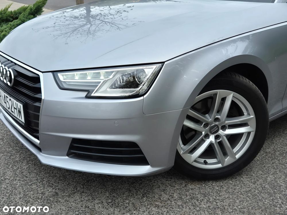 Audi A4 ver-avant-2-0-tdi-ultra-s-tronic-design - 7