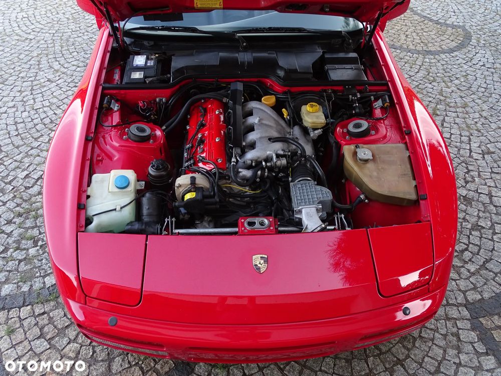 Porsche 944 - 6