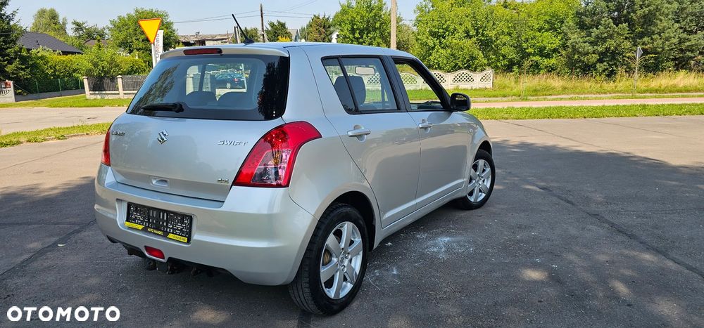Suzuki Swift 1.3 4x4 Comfort - 5