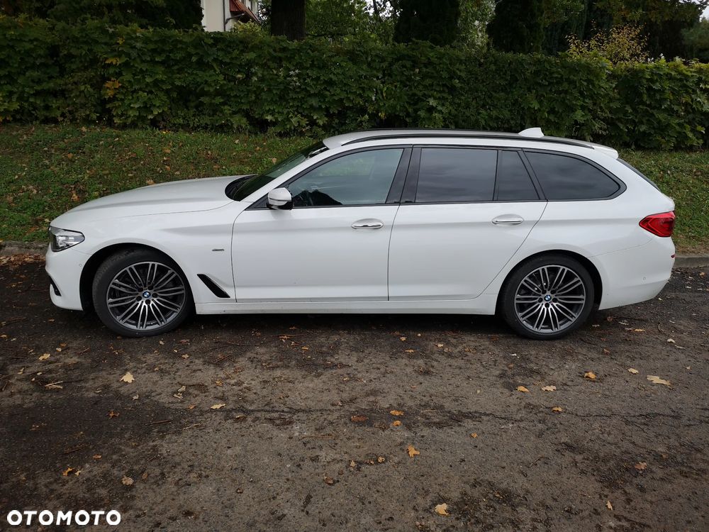 BMW Seria 5 520d xDrive Sport Line sport - 1