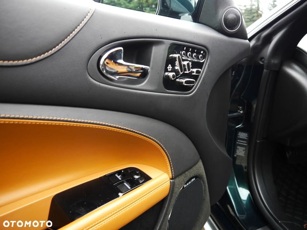 Jaguar XK XKR-S - 23