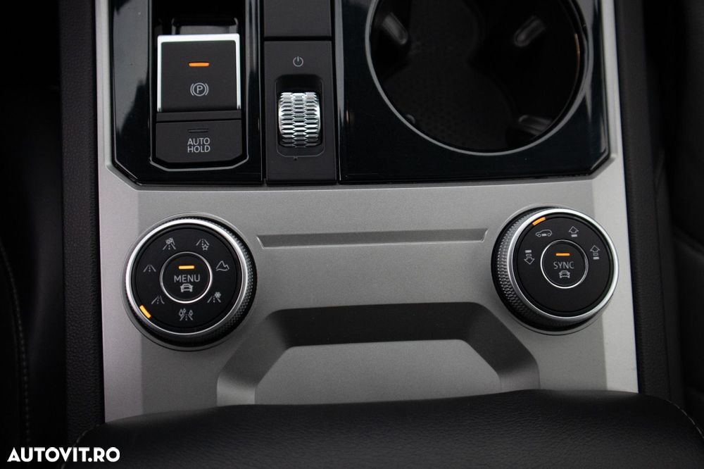 Volkswagen Touareg V6 TDI SCR 4Motion Aut. R-Line FINAL EDITION - 29