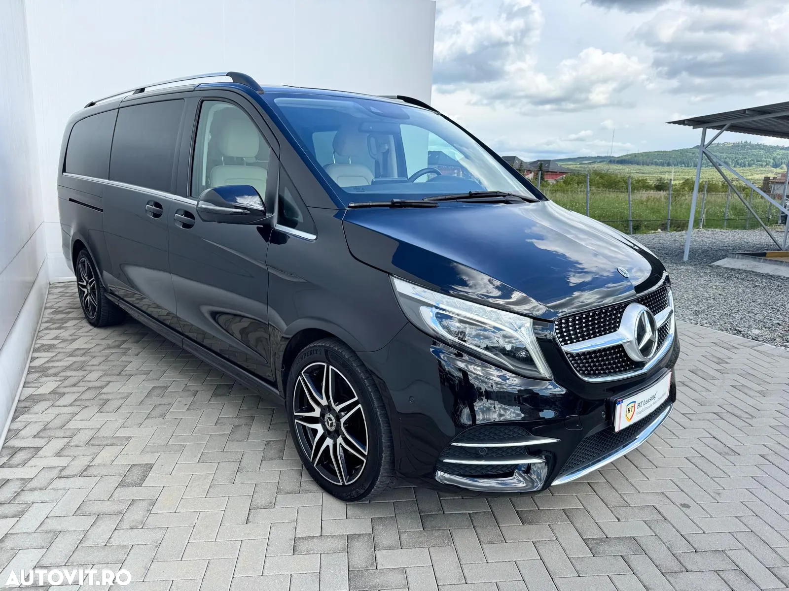 Mercedes-Benz V 300 d Combi Lung 237 CP AWD 9AT - 2