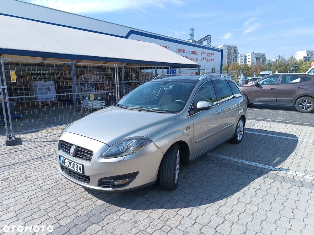 Fiat Croma 1.9 JTD Emotion - 1