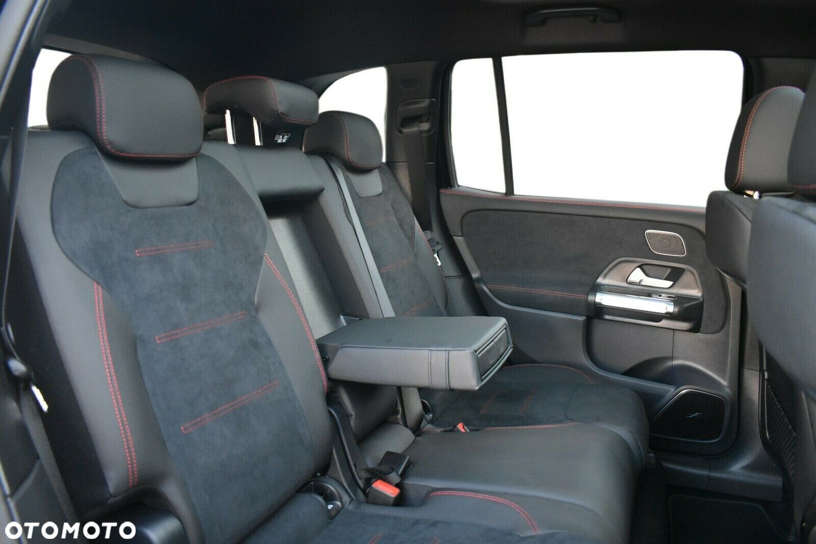 Mercedes-Benz GLB 220 d 4-Matic AMG Line 8G-DCT - 9