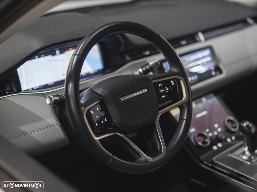 Land Rover Range Rover Evoque P300e SE - 17