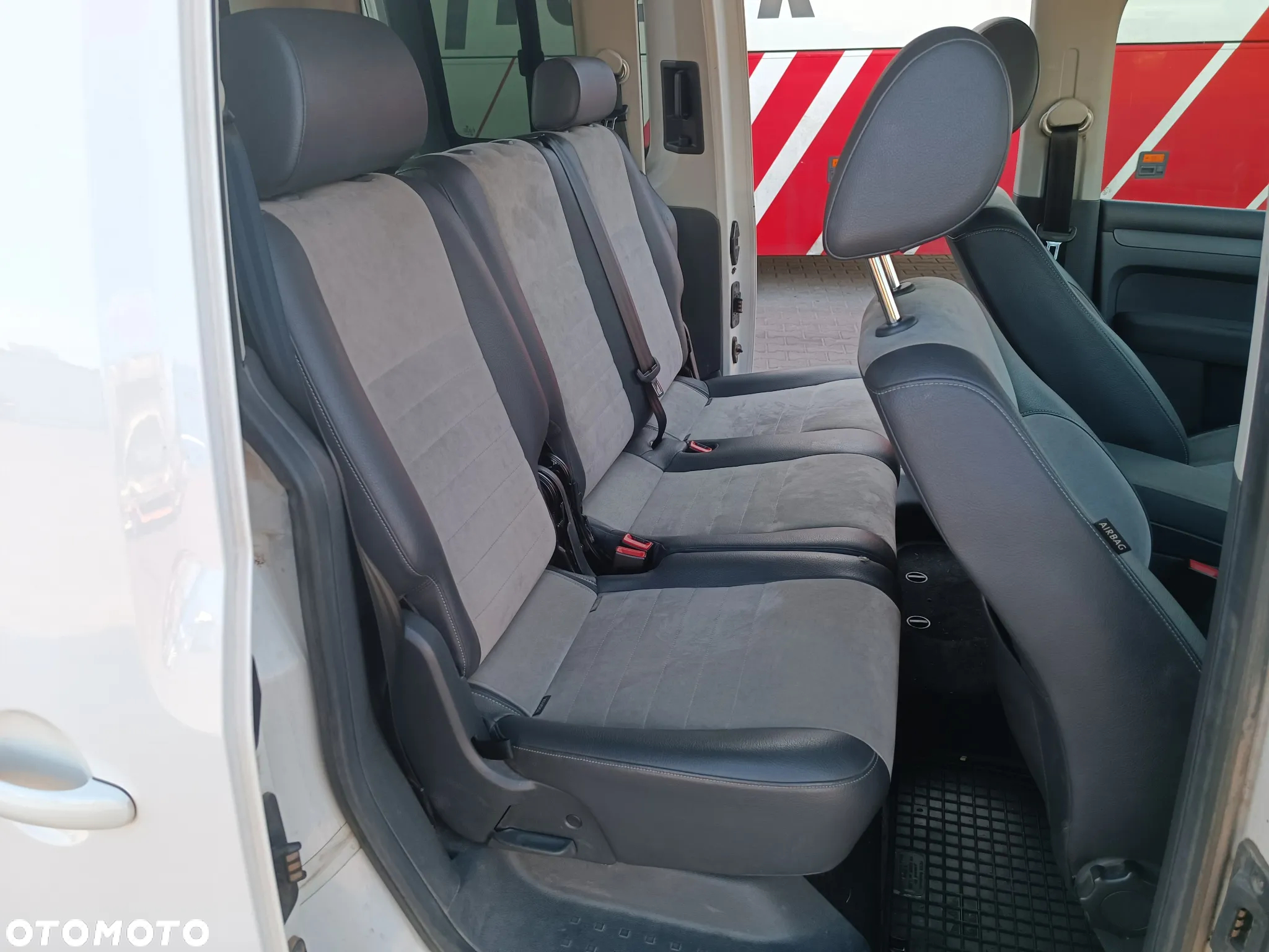 Volkswagen Caddy 1.6 TDI (5-Si.) Edition 30 - 8