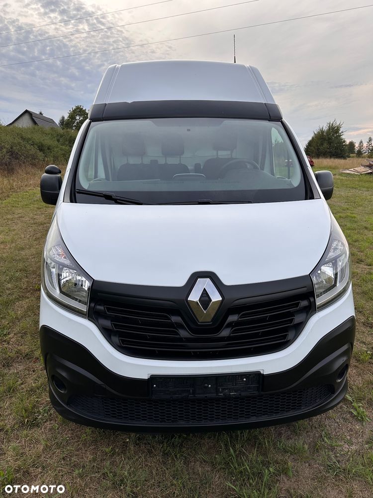Renault Trafic - 2