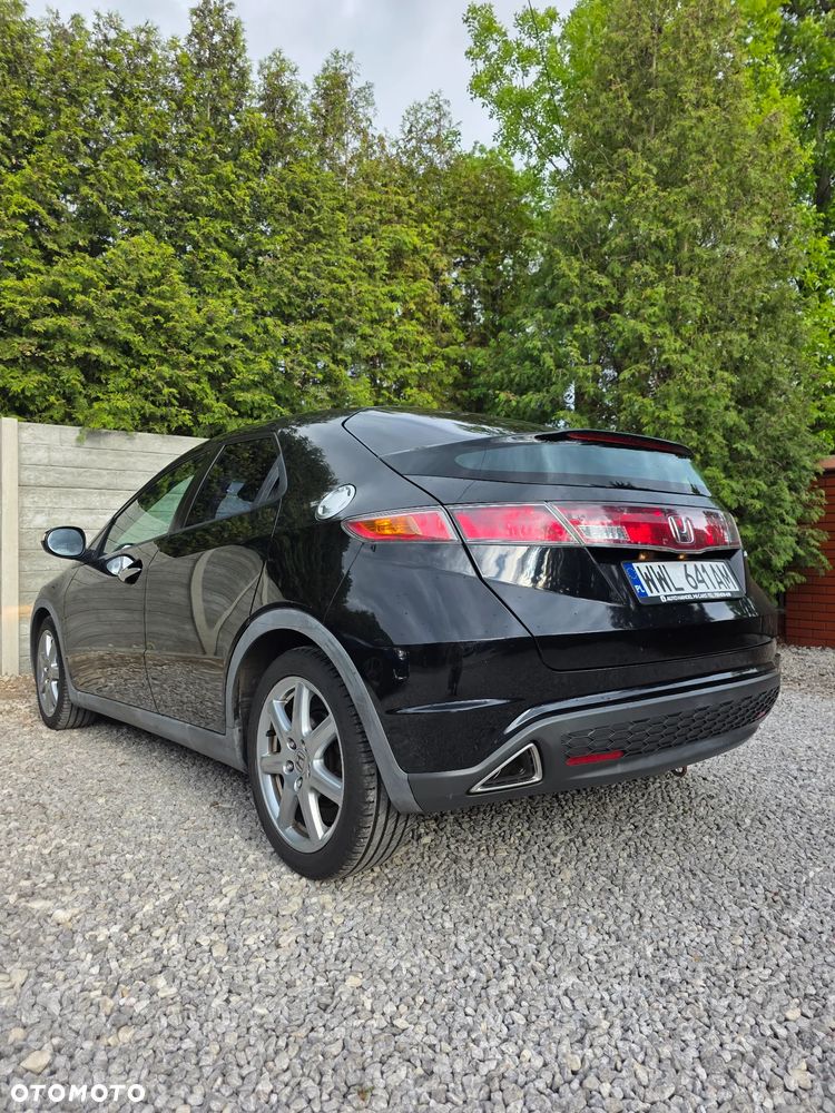 Honda Civic 1.8 Comfort - 9
