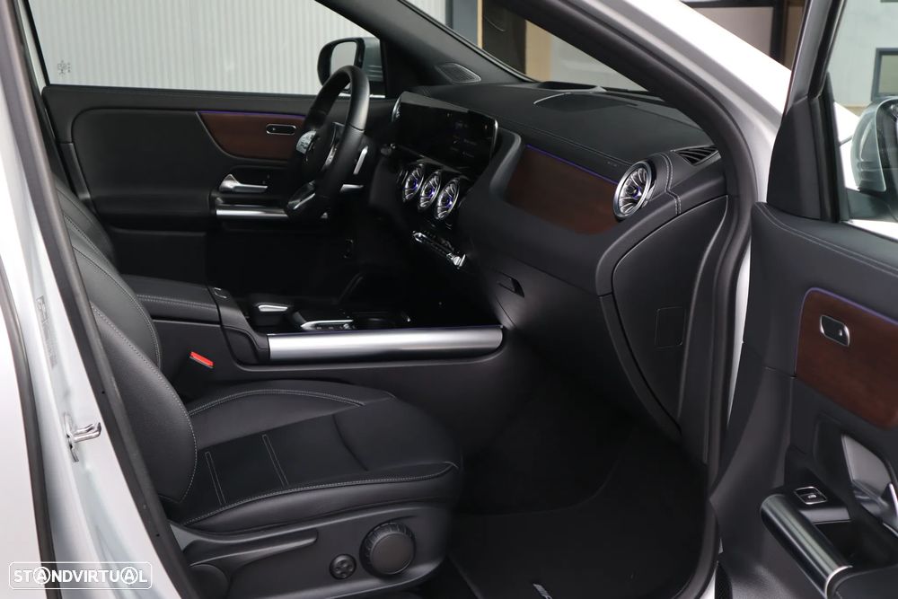 Mercedes-Benz EQA 250+ AMG Line - 14