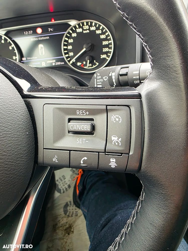 Nissan Qashqai - 30