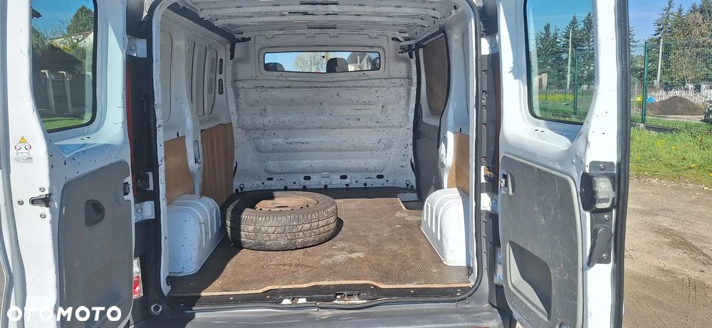 Opel Vivaro - 9