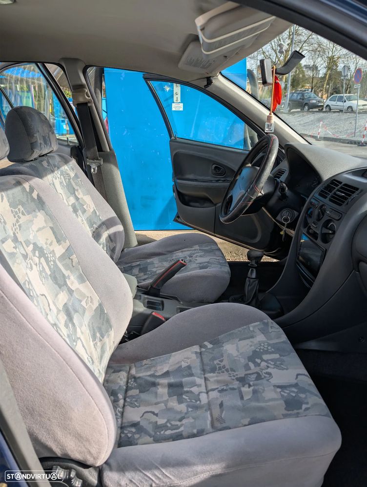 Mitsubishi Carisma Hatchback 1.9 TD GLX - 6