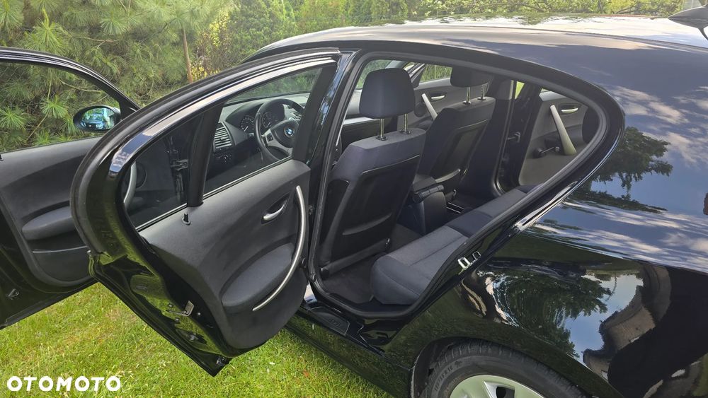 BMW Seria 1 116i - 5