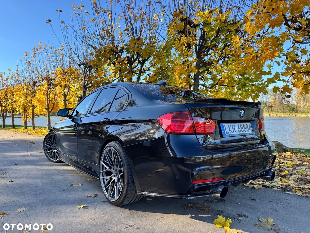 BMW Seria 3 335i xDrive M Sport - 6