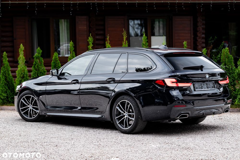 BMW Seria 5 520d Touring Sport Line - 10