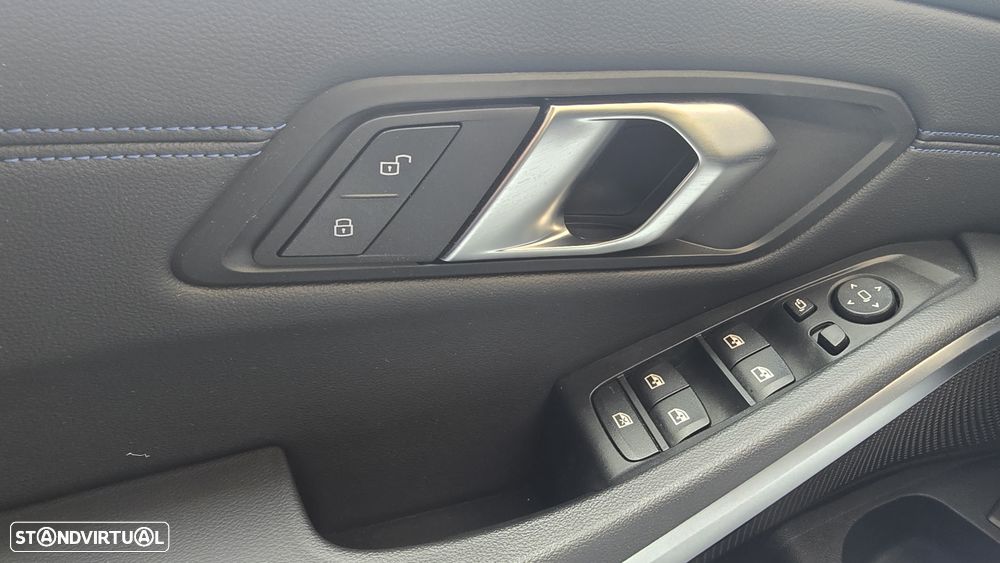 BMW 320 d Pack M Auto - 33