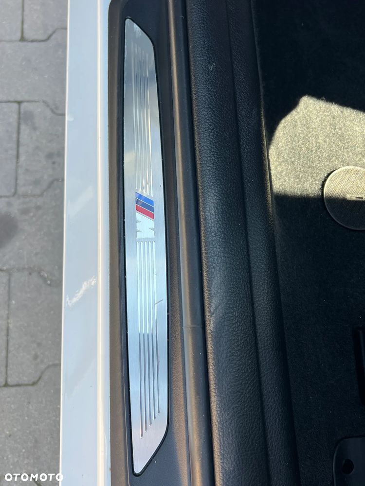 BMW Seria 1 116i Edition M Sport Shadow - 19