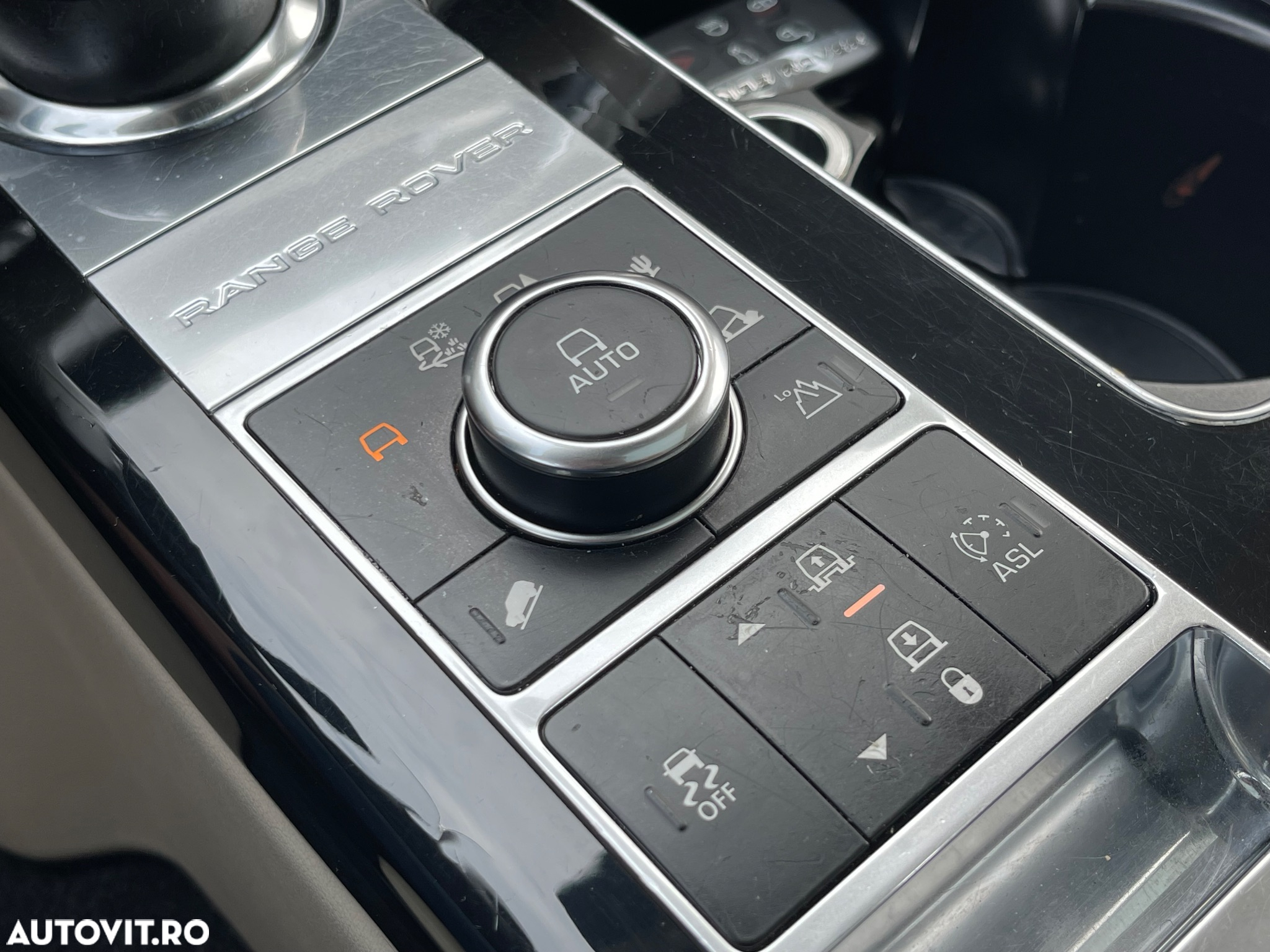 Land Rover Range Rover Vogue - 23