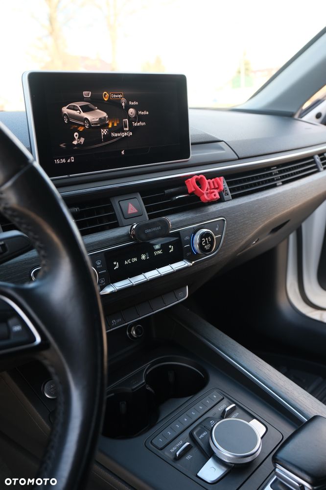 Audi A4 Limousine - 15