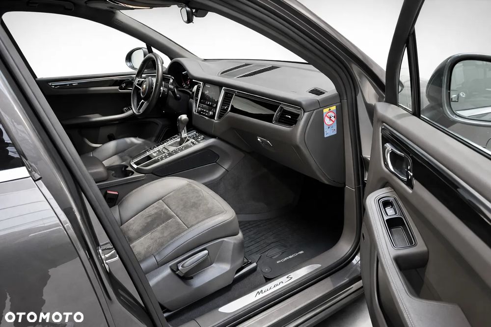Porsche Macan - 8