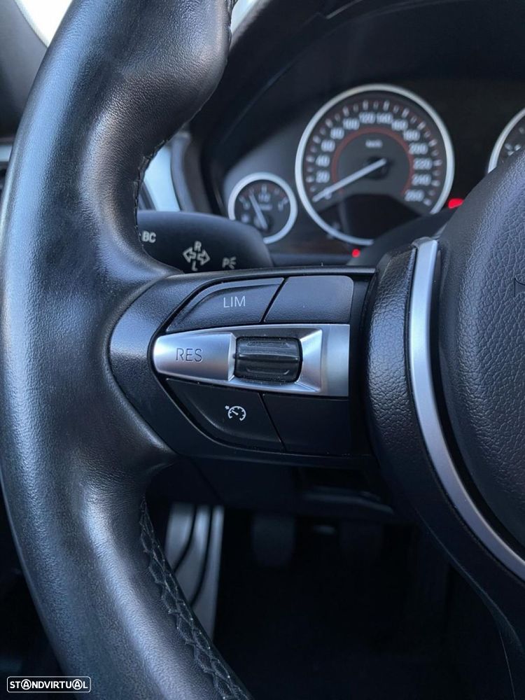 BMW 318 d Pack M - 21