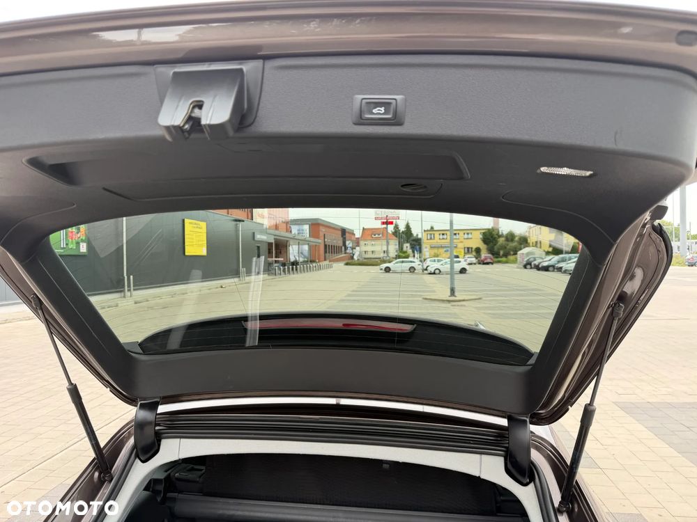 Audi A4 Avant 2.0 TDI Sport S tronic - 25