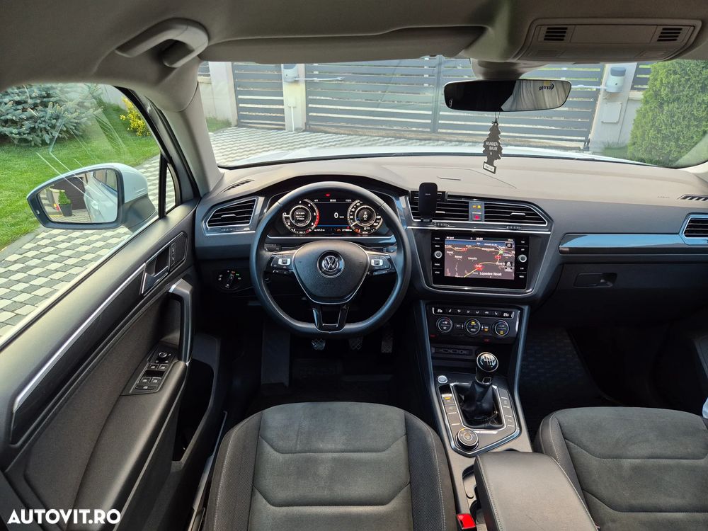 Volkswagen Tiguan 2.0 TDI 4Mot Highline - 6