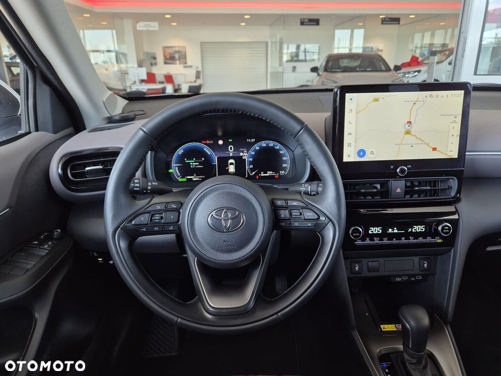 Toyota Yaris Cross Hybrid 1.5 Executive - 16
