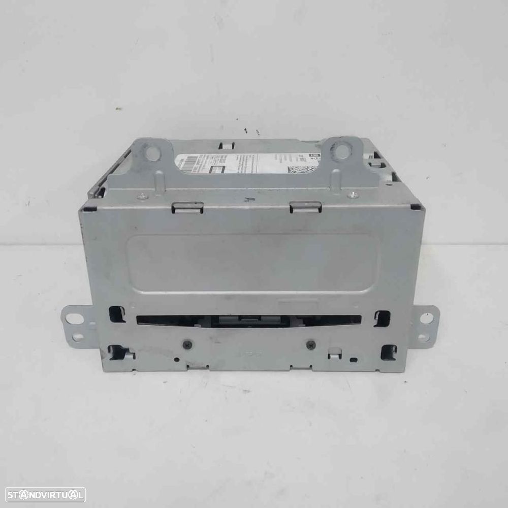 SISTEMA DE ÁUDIO RÁDIO CD OPEL ASTRA J BERLINA 5P - 1