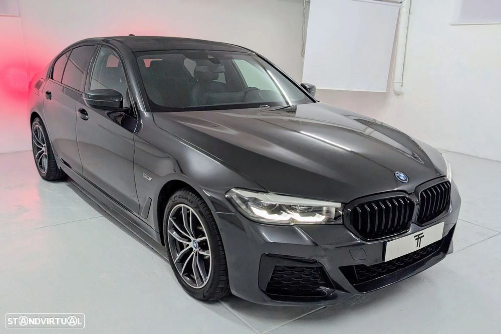 BMW 530 e Pack M - 2