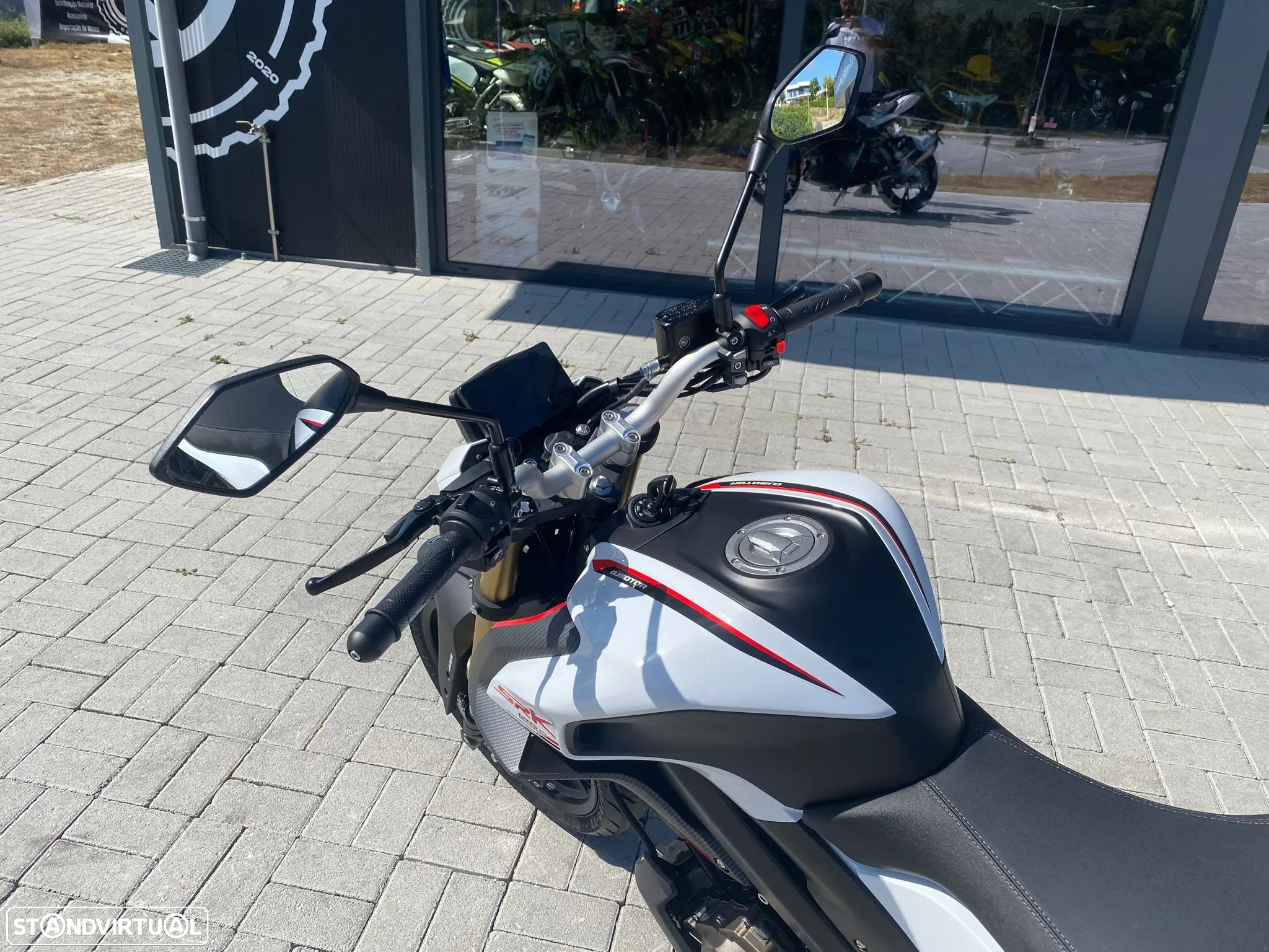 QJ Motor SRK 125S - 6
