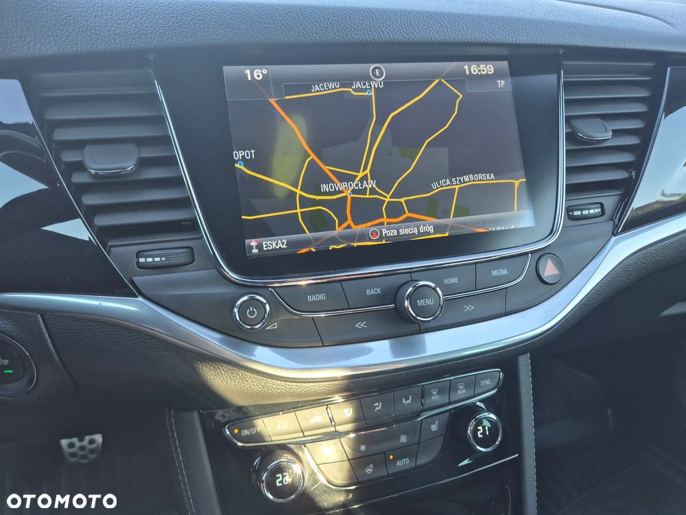 Opel Astra 1.4 Turbo Innovation - 12