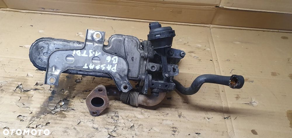 Chłodniczka spalin zawór EGR VW Passat B6 1.9 TDI 038131513AD 038131063E - 6