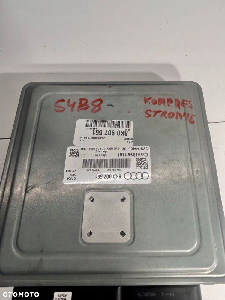 MODUŁ SILNIKA ECU 3.0TFSI 245KW S-TRONIC Audi A4 S4 B8 8K 2011 8K0 907 551 - 1