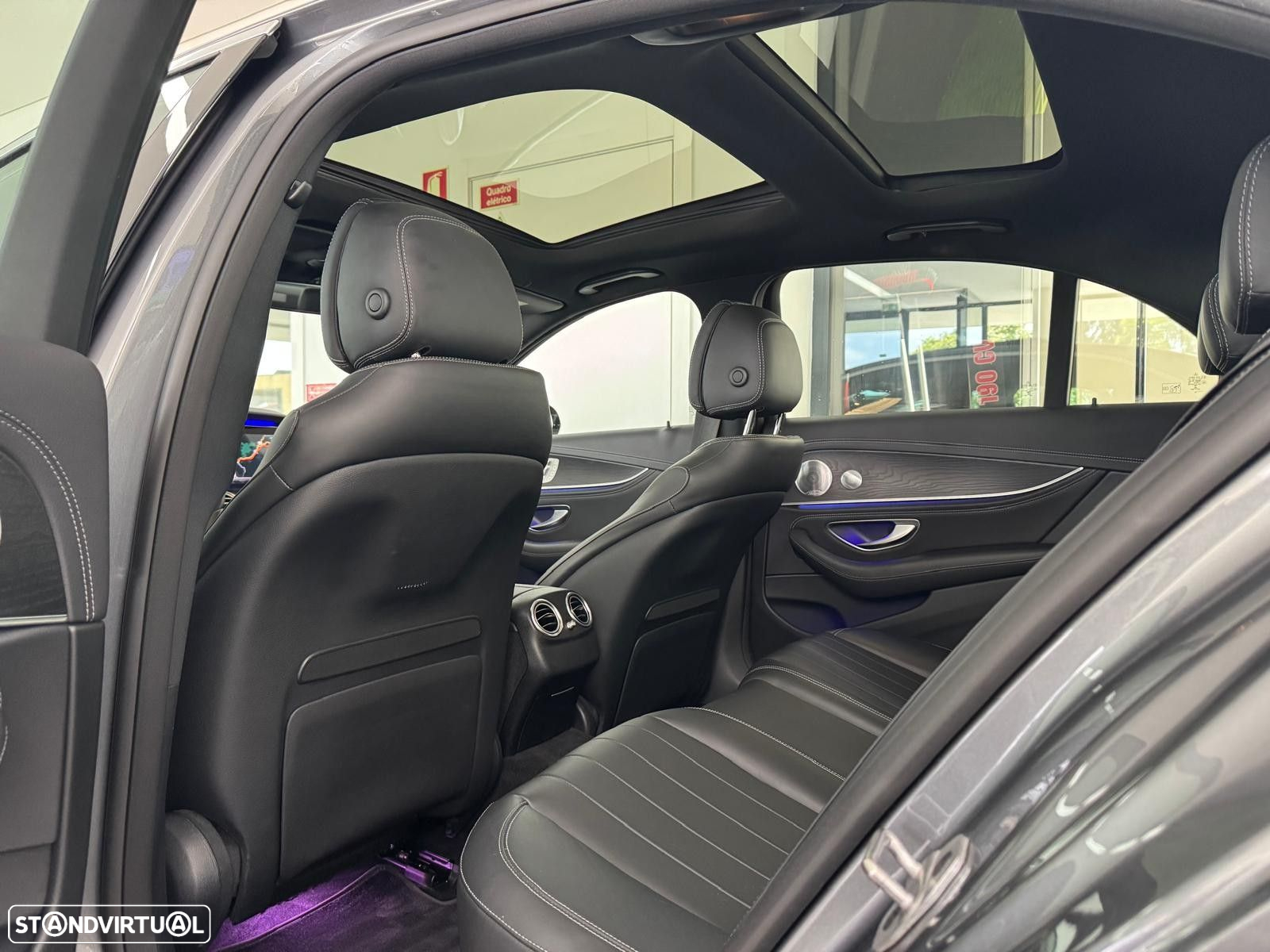 Mercedes-Benz E 220 d Exclusive - 12