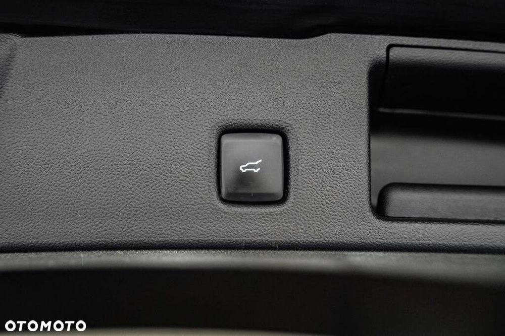 Ford Escape 2.0 EcoBoost AWD Titanium - 18